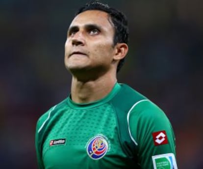 Keylor Navas, durante la tanda de penaltis ante Grecia