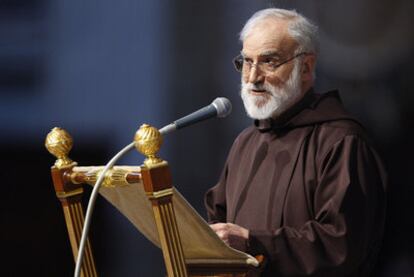 El predicador de la Casa Pontificia, Raniero Cantalamessa, en la homilía del Viernes Santo