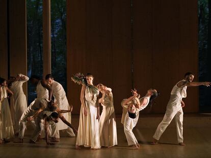 Un momento de 'L’Orfeo', de Claudio Monteverdi, en la versión de ópera coreográfica de Sasha Waltz & Guests.
