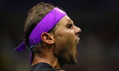 Nadal celebra un punto contra Cilic en Nueva York.