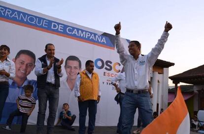 El panista Alejandro Chávez Zavala, en un acto de campaña en mayo.