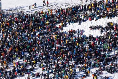 Público espectante a la Freerido World Tour, celebrada en Baqueira Beret.