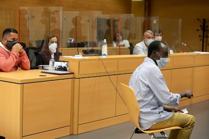 La víctima, durante el juicio a dos policías locales de Mogán (Gran Canaria).