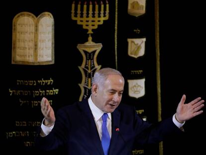 El primer ministro israelí, el viernes en una sinagoga de Río de Janeiro.