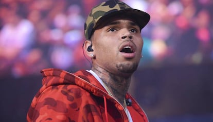 Chris Brown, durante un concierto en 2015.