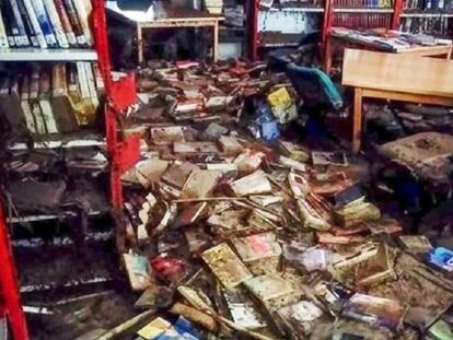 Biblioteca pública del municipio de Cebolla (Toledo) tras sufrir fuertes inundaciones.