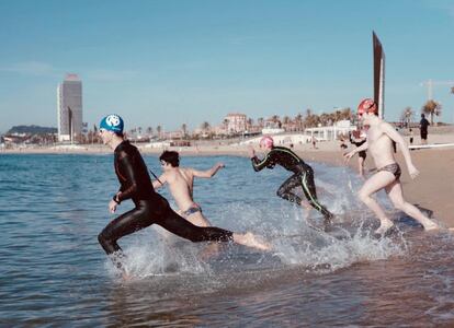 Las playas permanecerán cerradas precintadas para el público general y se habilitarán dos accesos en cada una de ellas para los que quieran entrar y hacer deporte.