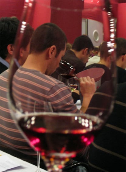 Una cata en el festival del vino de París Le Grand Tasting.
