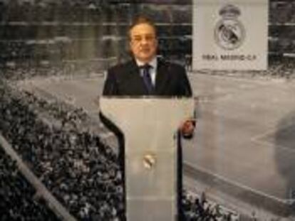 Florentino Pérez, presidente del Real Madrid, durante una comparecencia en el palco de honor del estadio Santiago Bernabéu. EFE/Archivo