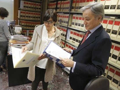 Diego Granados, presidente del Colegio de Notarios, en su oficina de San Sebasti&aacute;n.