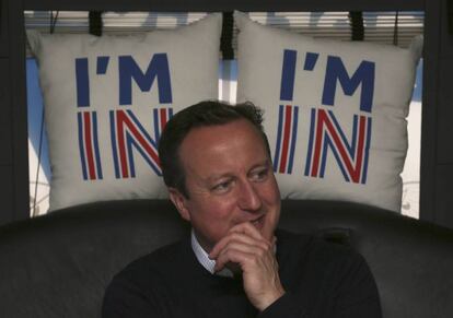 El primer ministro Cameron hace campaña este miércoles en Bristol.