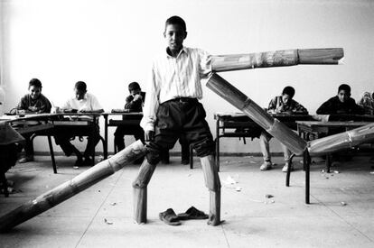 El fotógrafo marroquí Hicham Benohoud es uno de los invitados por Cristina de Middel para la exposición 'Gran final mundial', que estará en el Fernán Gómez Centro Cultural de la Villa.