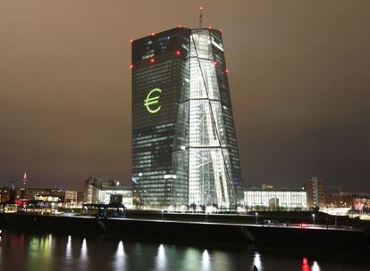 Vista de la sede del BCE, el s&aacute;bado en Fr&aacute;ncfort.