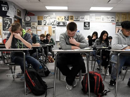 Estudiantes en un instituto en Pomona, el pasado mes de febrero.