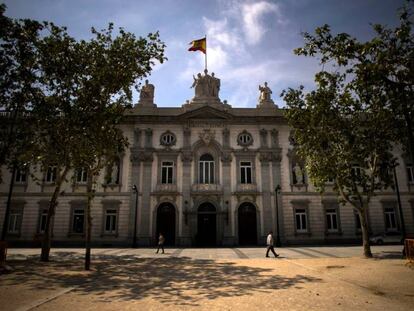 Imagen de archivo de la fachada del Tribunal Supremo, en Madrid.