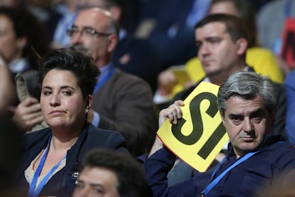 Vista de los compromisarios antes de realizar una votación.