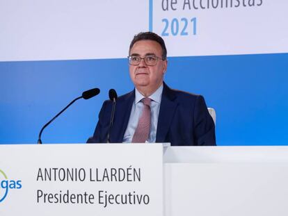 Antonio Llardén, presidente de Enagás, en la junta general de accionistas de la compañía, este jueves.