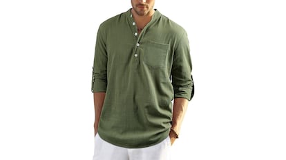 Esta es la camisa de lino para hombre más vendida de Amazon.