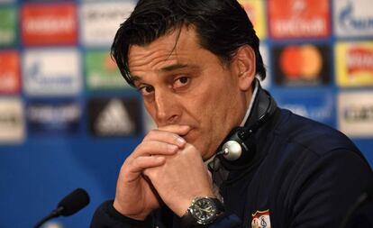 Vincenzo Montella durante la rueda de prensa. 