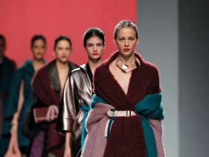 Ulises Mérida y su colección de aires ochenteros