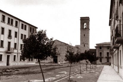 La iglesia de Sant Marcel·lí en construcción a finales de los cincuenta.