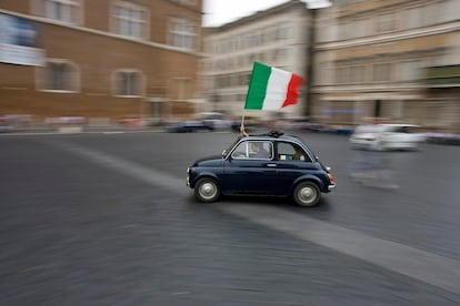 Fotografía de Antonello Nusca, en la Piazza Venezia de Roma, el día de la victoria de Italia en el Mundial en julio de 2006.