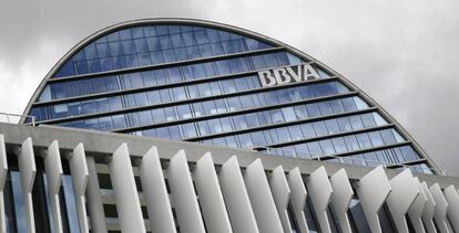 Fachada de la sede corporativa del BBVA. 