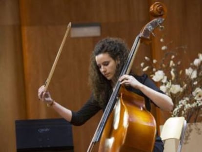 Una alumna de la escuela de m&uacute;sica Reina Sof&iacute;a.