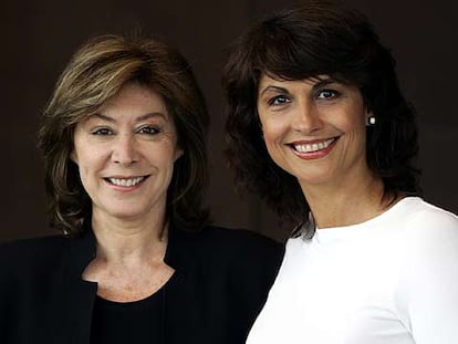 Fiorella Faltoyano, a la izquierda, y Cristina Higueras, en la presentación de <i>La calumnia</i> en Bilbao.