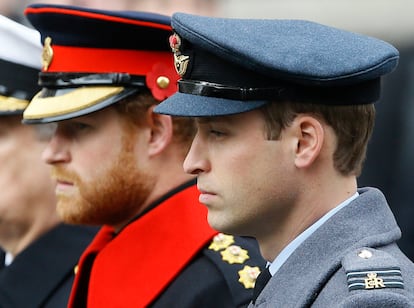 Enrique y Guillermo de Inglaterra, en noviembre de 2015 en Londres.