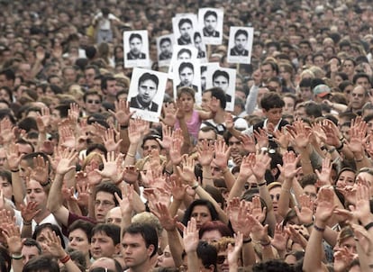 Más de medio millón de personas asistieron a la manifestación en protesta por el asesinato de Miguel Angel Blanco.