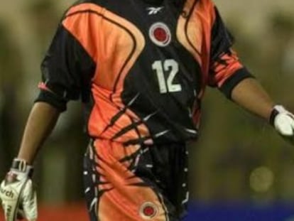 Higuita tras la victoria de su selección en la Copa de América en 1999.