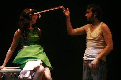 Una escena de 'Totes mortes', de Oscura Teatre.