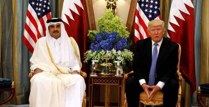 El emir de Qatar, Tamim bin Hamad Al Thani, y el presidente de EE UU, Donald Trump.