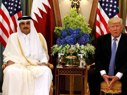 El emir de Qatar, Tamim bin Hamad Al Thani, y el presidente de EE UU, Donald Trump.