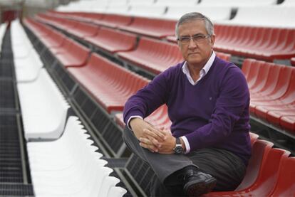 Gregorio Manzano posa durante la entrevista.