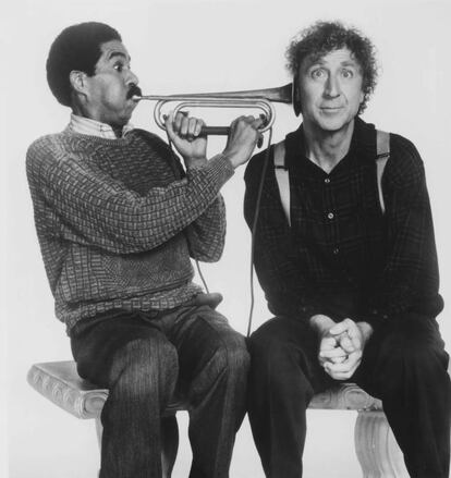 Richard Pryor y Gene Wilder durante el rodaje de la película 'No me chilles, que no te veo'.