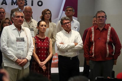 Adán Augusto López, Claudia Sheinbaum, Ricardo Monreal y Marcelo Ebrard durante un reunión de morena, en June de 2023.