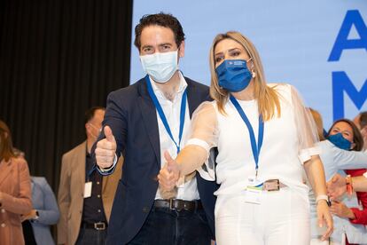 El secretario de Organización del PP, Teodoro García Egea, y la nueva presidenta del PP en Castellón, Marta Barrachina, este sábado.