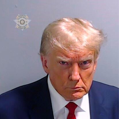 La fotografía de Donald Trump hecha por la comisaría del Condado de Fulton el día de su arresto, el 24 de agosto.