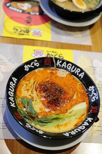 Tantanmen es uno de los dos platos de temporada de Ramen Kagura