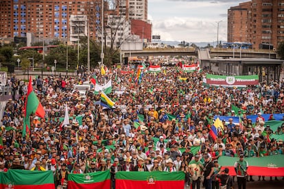 Alrededor de 15.000 indígenas se sumaron a la movilización.