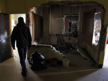 Interior del módulo de mujeres de la antigua cárcel de Carabanchel, que el Ministerio de Interior pretende demoler en cuanto tenga el permiso municipal.