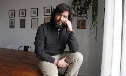 El escritor Juan Jacinto Muñoz Rengel, autor de ‘Una historia de la mentira’.