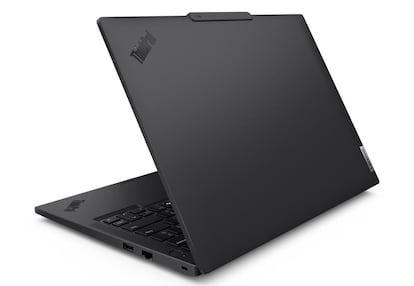 Lenovo ThinkPad P14s Gen 5 trasera