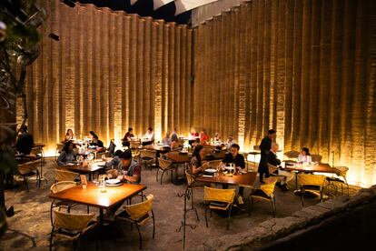 Interior del restaurante Los Danzantes, ubicado en el centro de Oaxaca.