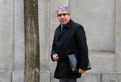 Francesc Homs a la sortida del Tribunal Suprem després de declarar per la consulta del 9-N.