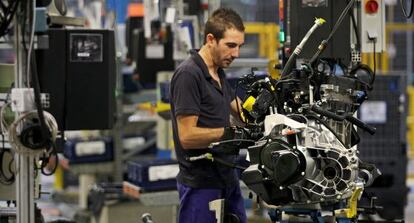 La fabricación de motores es la única que se ha mantenido en Almussafes durante el mes de agosto.