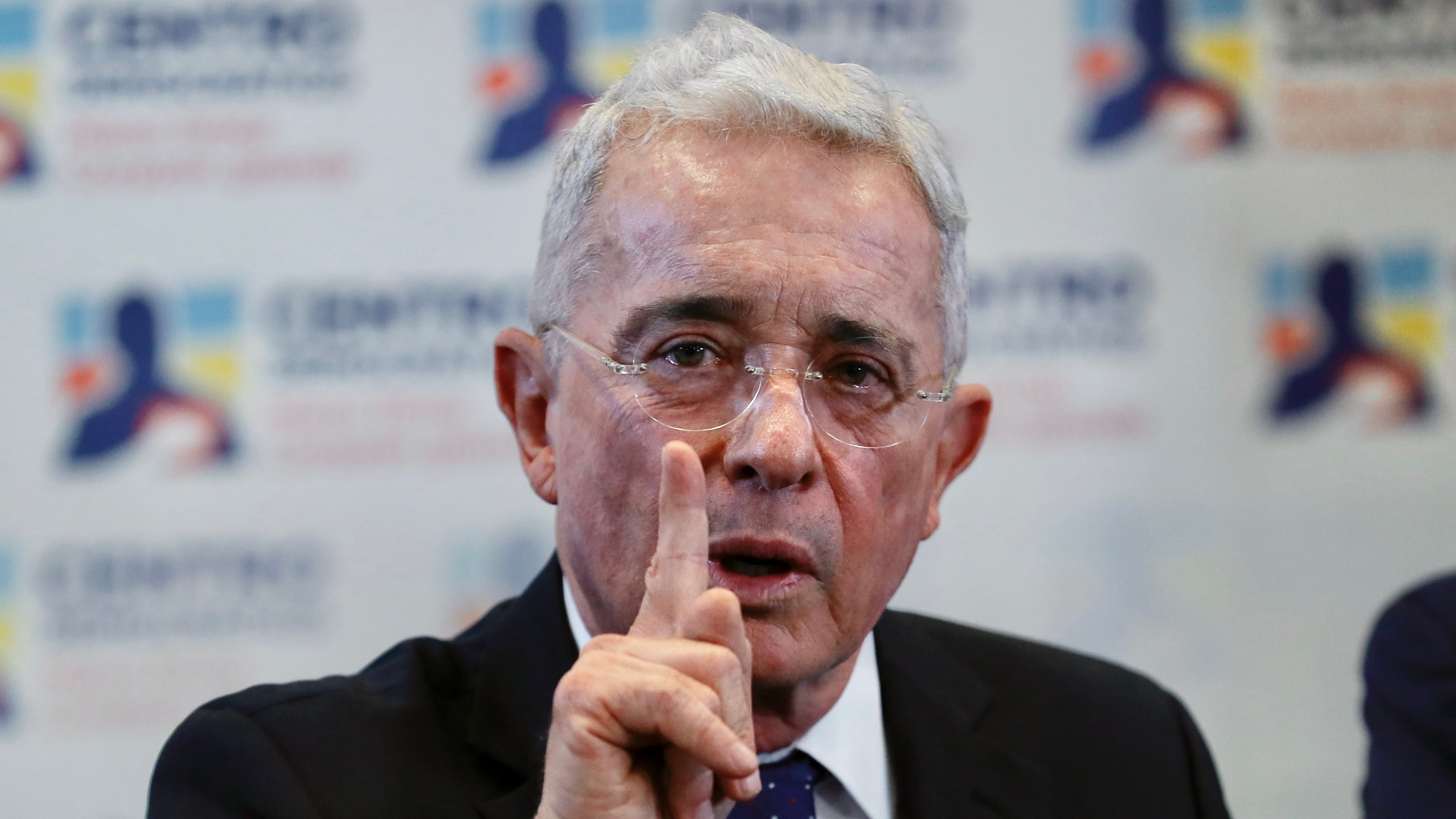El Tribunal Superior de Bogotá mantiene la detención contra el expresidente Álvaro Uribe