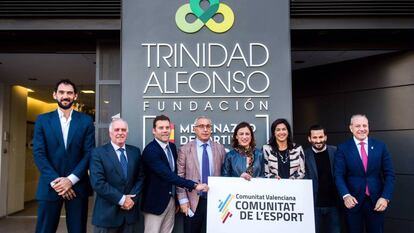 Presentación del nuevo programa de ayudas en la sede de la Fundación Trinidad Alfonso.